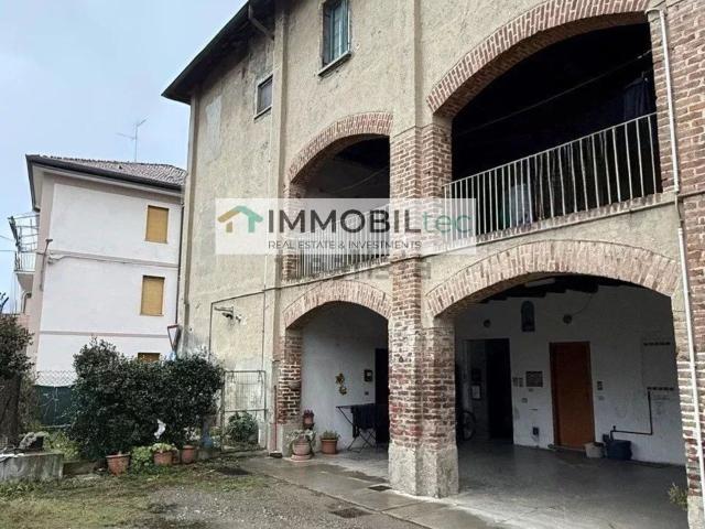 Appartamento in vendita a Cogliate, Lombardia