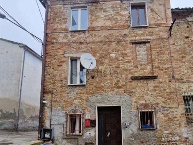 Appartamento in vendita a Ponzano, Civitella del Tronto