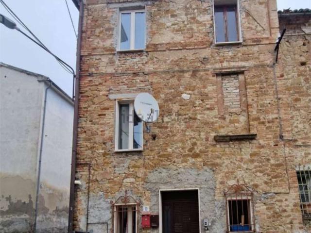 Appartamento in vendita a Ponzano, Civitella del Tronto