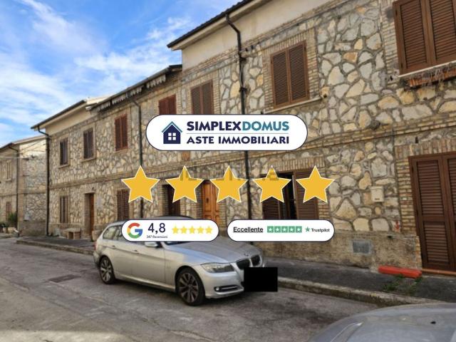 Appartamento in vendita a Pescosansonesco, Abruzzo