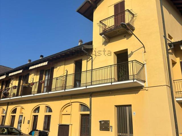 Appartamento in vendita a Biumo Superiore, Varese