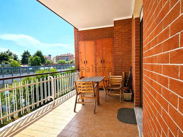Appartamento in vendita a Leumann, Piemonte
