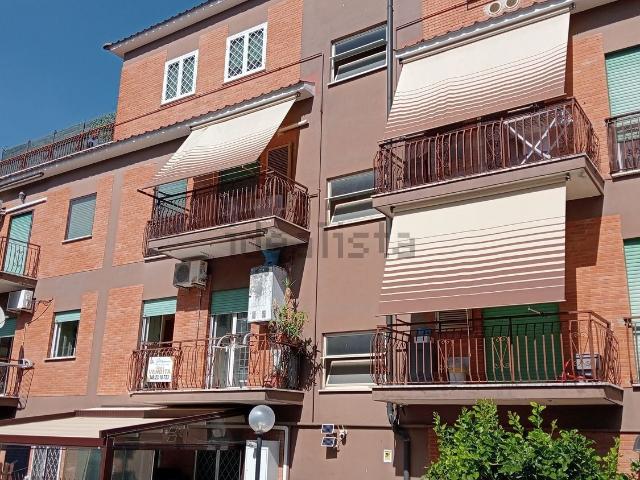 Appartamento in vendita a Municipio Roma VI, Roma Capitale