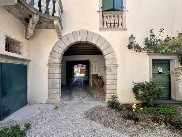 Appartamento in vendita a Borgo San Domenico, Cividale Del Friuli