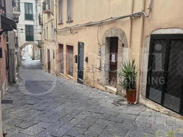 Appartamento in vendita a Venafro, Molise