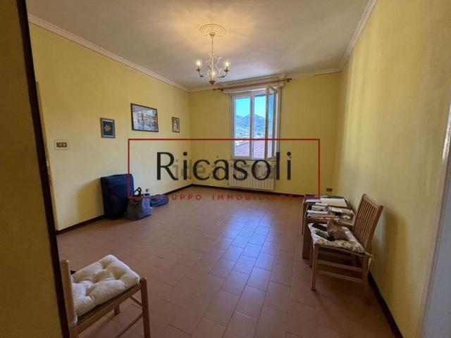 Appartamento in vendita a Uzzano E Castello, Toscana