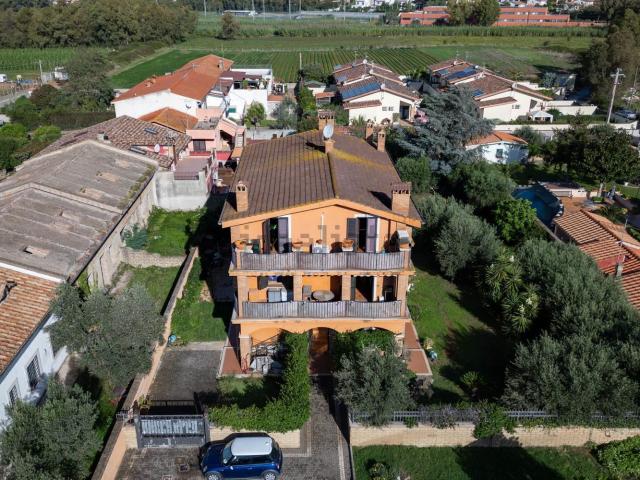 Appartamento in vendita a Marina di Tor San Lorenzo, Roma Capitale