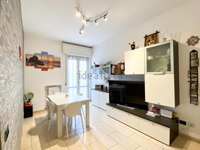 Appartamento in vendita a Robbiate, Lombardia