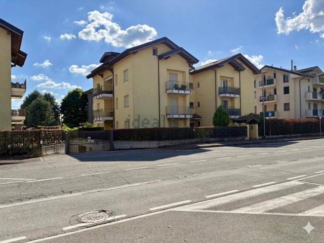 Appartamento in vendita a Cornate D'adda, Lombardia