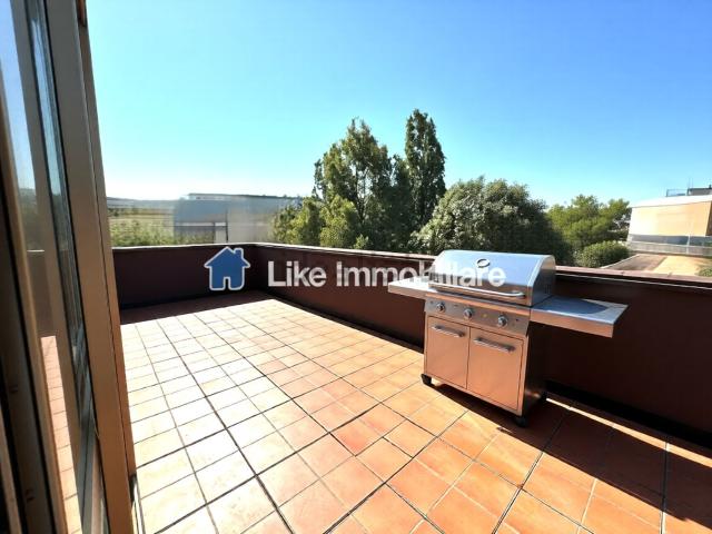 Attico in vendita a San Faustino-Madonnina-Quattroville, Modena