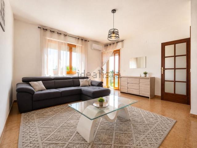 Appartamento in vendita a Santa Giusta, Sardigna/Sardegna