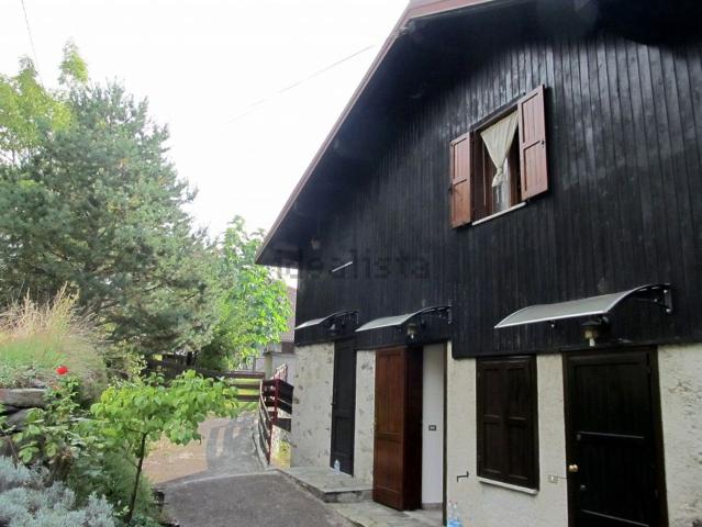 Attico in vendita a Gianoli, Teglio