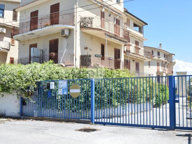 Appartamento in vendita a Belvedere, Falcone