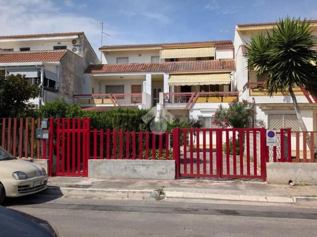 Appartamento in vendita a Puglia, Barletta-andria-trani