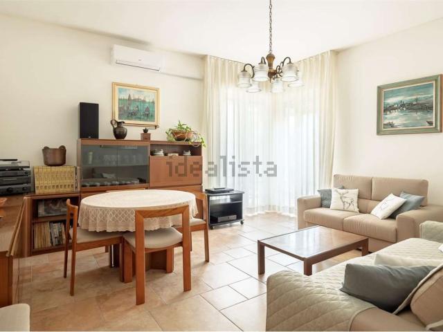 Appartamento in vendita a Como, Lombardia