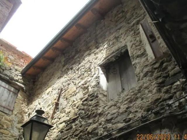 Appartamento in vendita a Apricale, Liguria