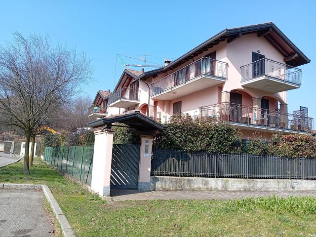 Appartamento in vendita a Ronchi, Gallarate
