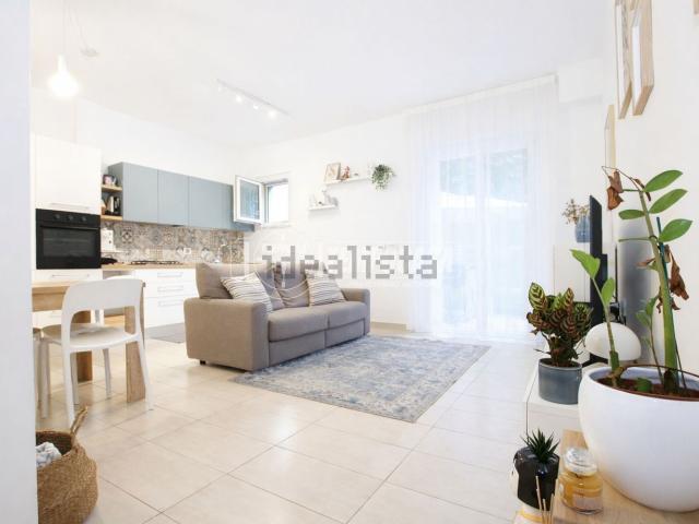 Appartamento in vendita a Adriatico, Marche