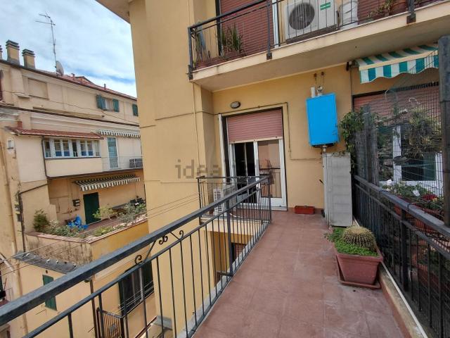 Appartamento in vendita a Borgo Foce, Imperia