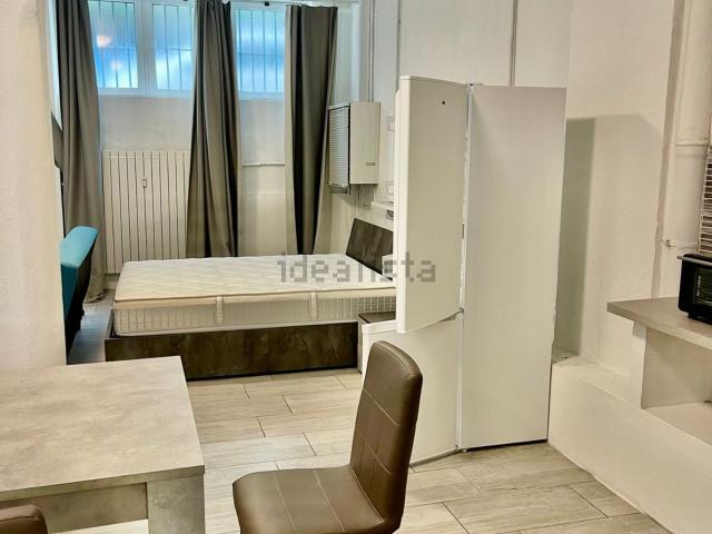 Appartamento in vendita a Municipio 9, Milano