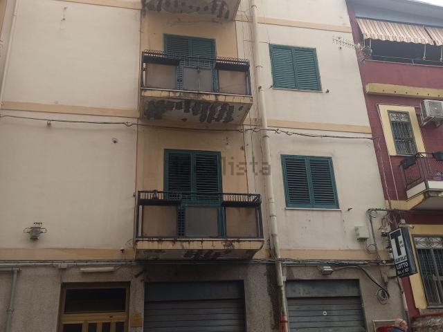 Appartamento in vendita a Giostra, Messina