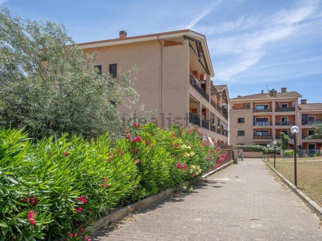 Appartamento in vendita a Granaretto, Roma Capitale