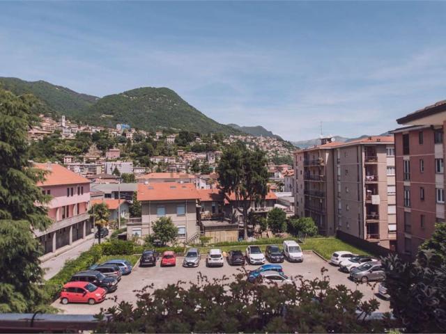 Appartamento in vendita a Como, Monte Olimpino