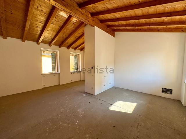 Appartamento in vendita a Castelvetro Piacentino, Reggio Emilia
