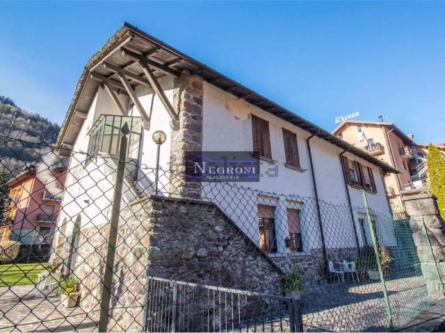Appartamento in vendita a Gromo, Lombardia