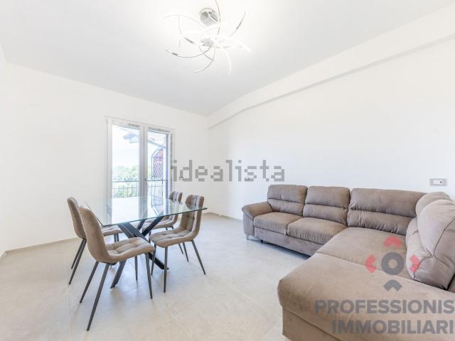 Appartamento in vendita a Marina di San Nicola, Roma Capitale