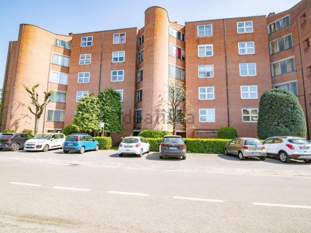 Appartamento in vendita a Treviglio, Lombardia