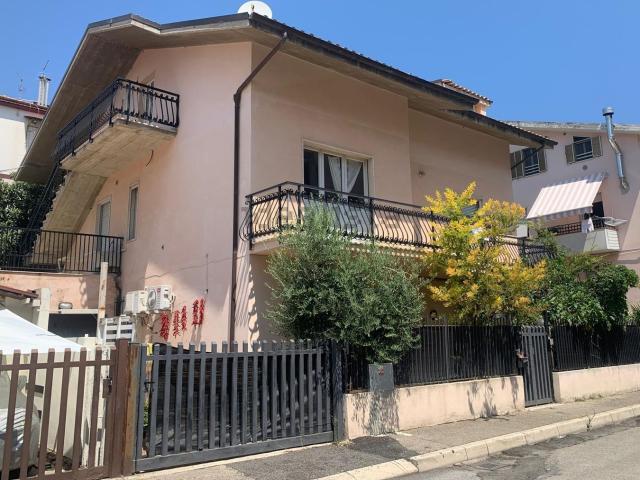 Attico in vendita a Villa Verrocchio, Montesilvano