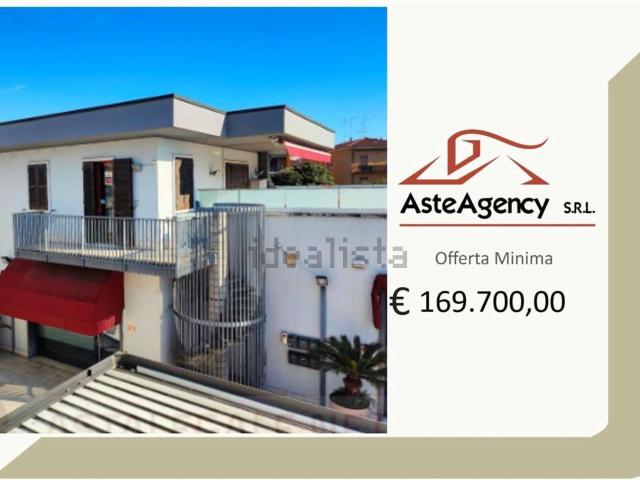 Appartamento in vendita a Peschiera Del Garda, Veneto
