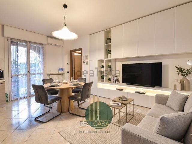 Appartamento in vendita a Tradate, Lombardia