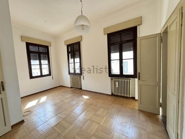 Appartamento in vendita a Este, Padova