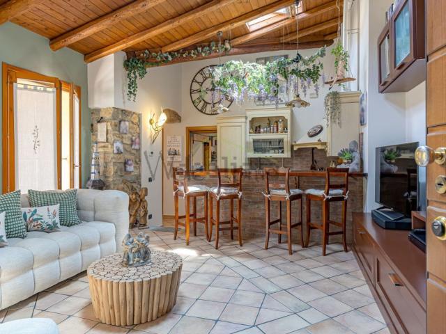 Appartamento in vendita a Musciuniga, Albavilla