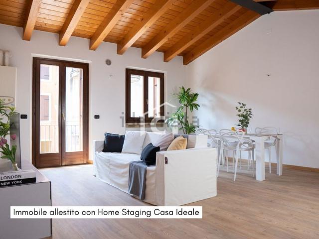 Appartamento in vendita a Sona, Verona