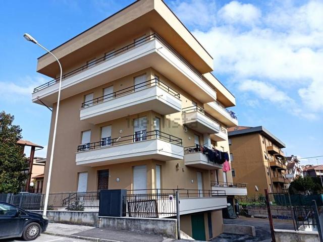 Appartamento in vendita a Settempeda, Marche