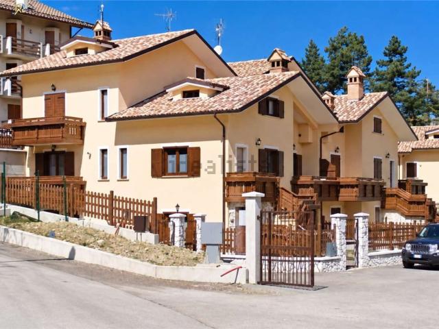 Appartamento in vendita a Ovindoli, L'Aquila