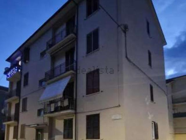 Appartamento in vendita a Sulmona, Abruzzo