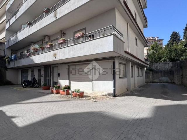 Appartamento in vendita a Ragusa Ibla, Ragusa