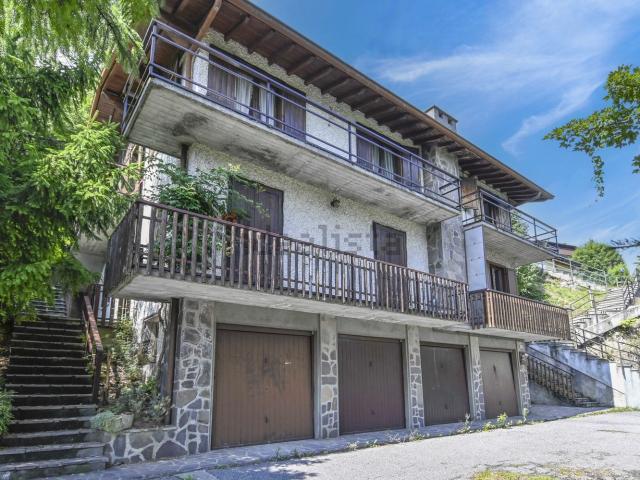 Appartamento in vendita a Borgo storico Taramelli, Selvino