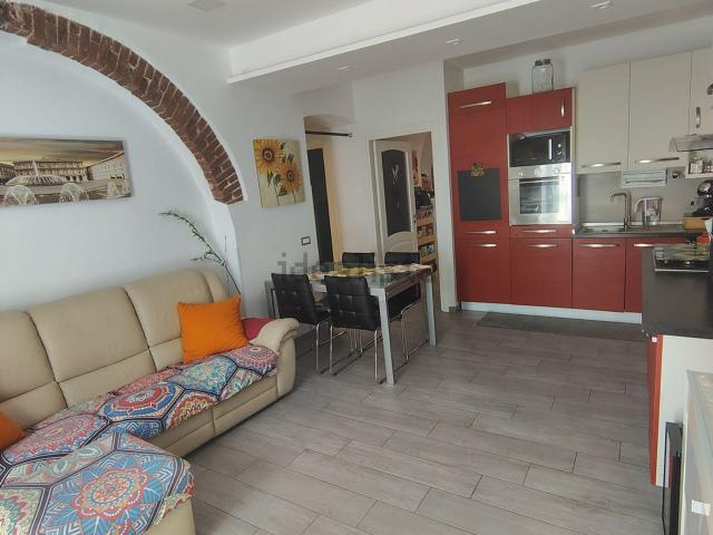 Appartamento in vendita a Sestri Ponente, Genova
