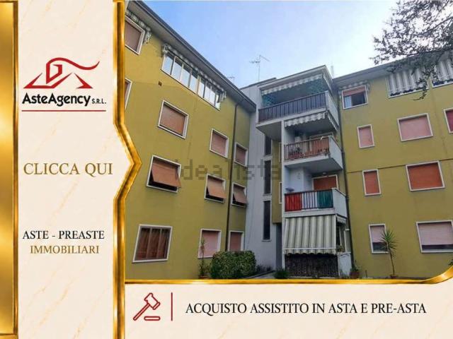 Appartamento in vendita a Prata Di Pordenone, Friuli-Venezia Giulia