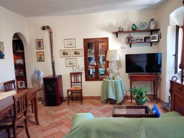 Appartamento in vendita a Campello Sul Clitunno, Umbria
