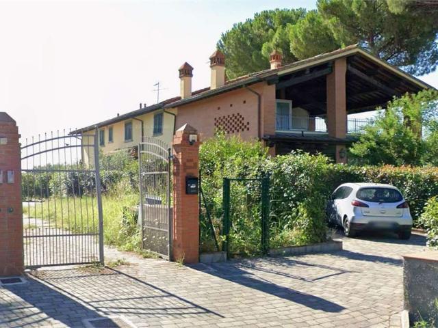 Appartamento in vendita a Prato, Toscana