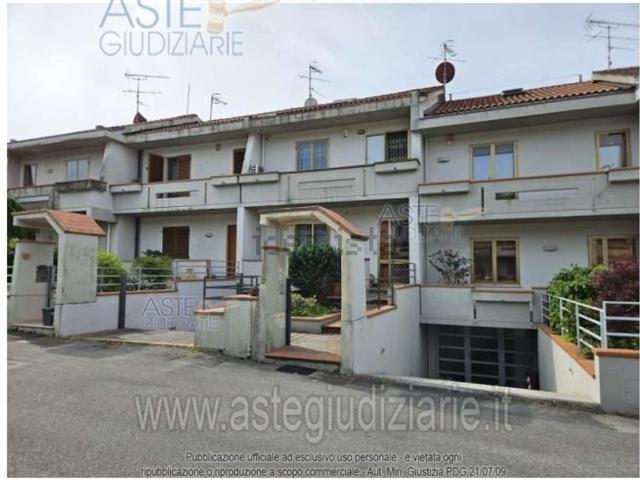 Appartamento in vendita a Montale Alto, Montale