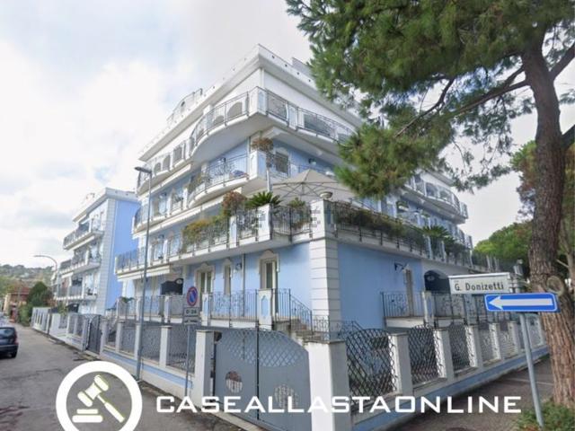Appartamento in vendita a Giulianova, Abruzzo