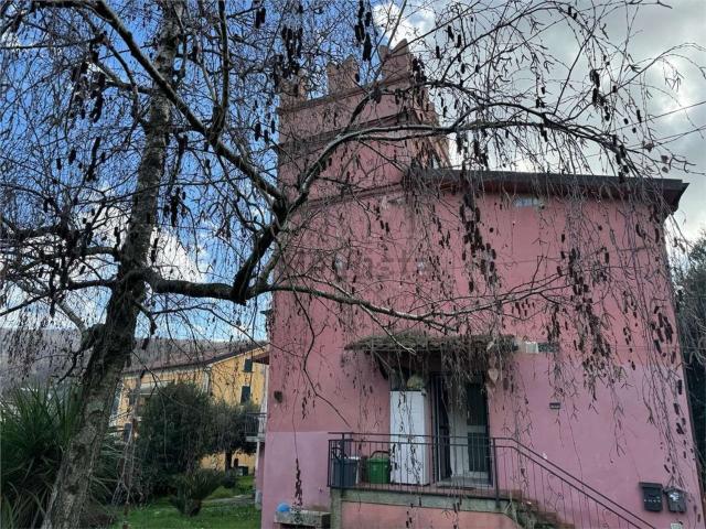 Appartamento in vendita a Arcola, Liguria