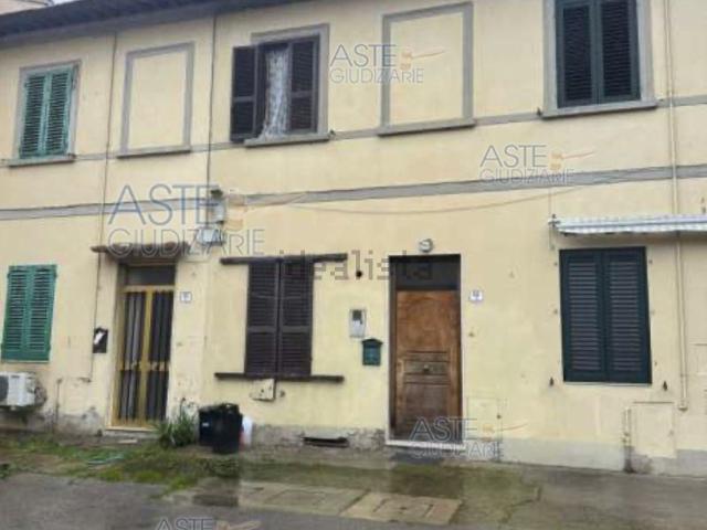 Appartamento in vendita a Prato, Toscana